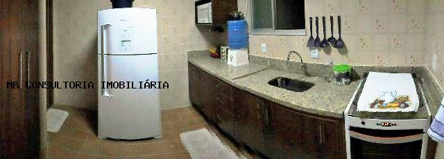 Apartamento à venda com 2 quartos, 67m² - Foto 11