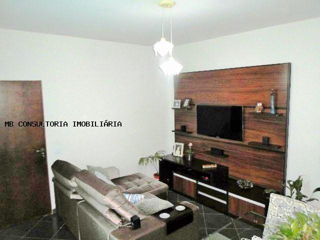 Apartamento à venda com 2 quartos, 67m² - Foto 12