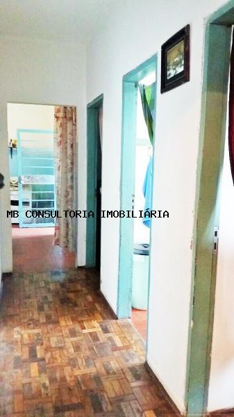 Casa à venda com 5 quartos, 450m² - Foto 3