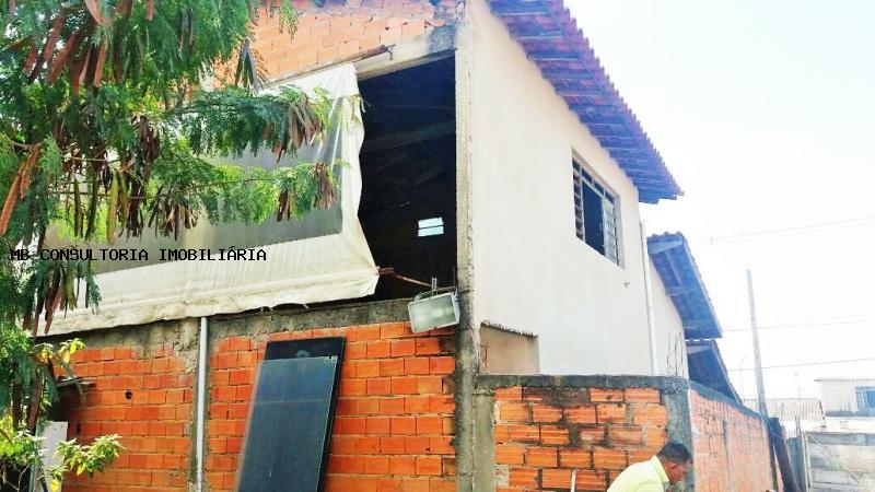 Sobrado à venda com 3 quartos, 540m² - Foto 2