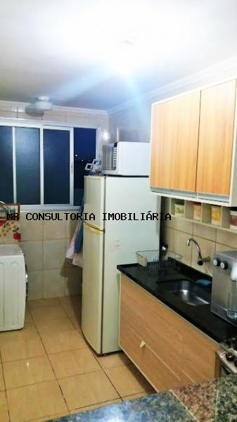 Apartamento à venda com 2 quartos, 50m² - Foto 3