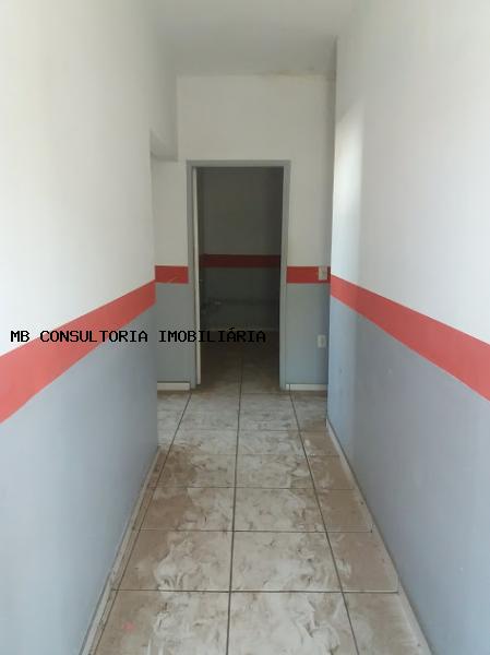 Sobrado à venda com 8 quartos, 250m² - Foto 3