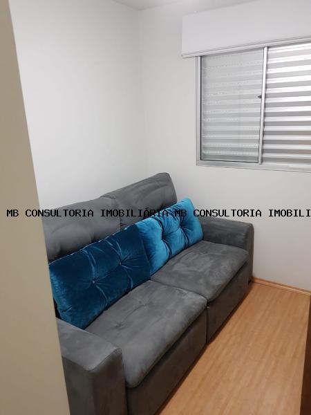 Apartamento à venda com 2 quartos, 48m² - Foto 2