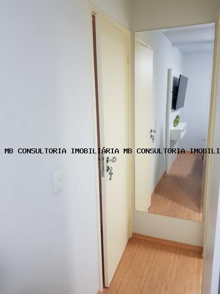 Apartamento à venda com 2 quartos, 48m² - Foto 25