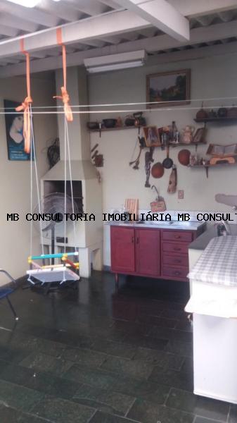 Casa à venda com 2 quartos, 160m² - Foto 10