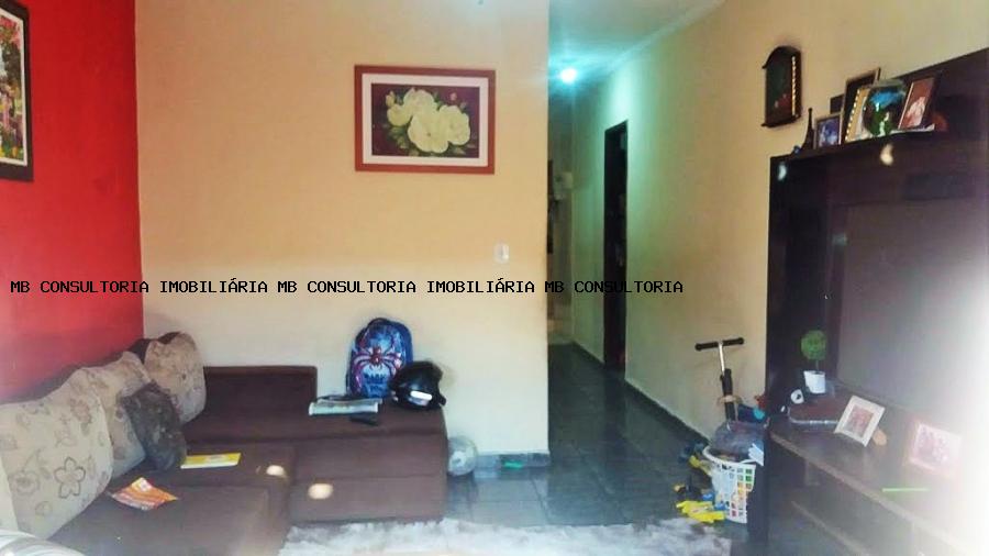 Casa à venda com 3 quartos, 180m² - Foto 16