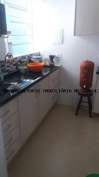 Apartamento à venda com 2 quartos, 76m² - Foto 9