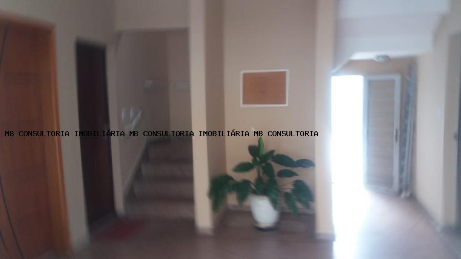 Apartamento à venda com 2 quartos, 76m² - Foto 21