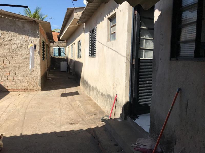 Casa à venda com 3 quartos, 405m² - Foto 8