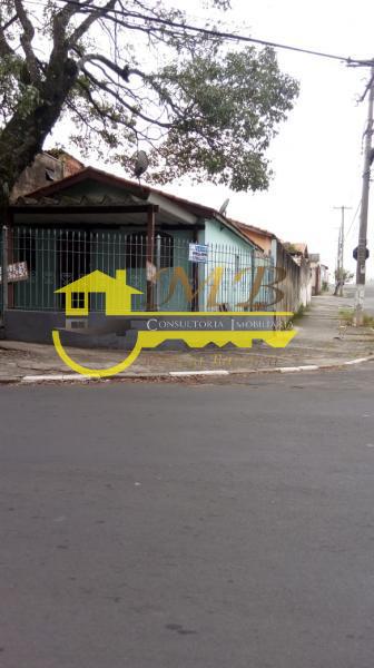 Casa à venda com 3 quartos, 200m² - Foto 2