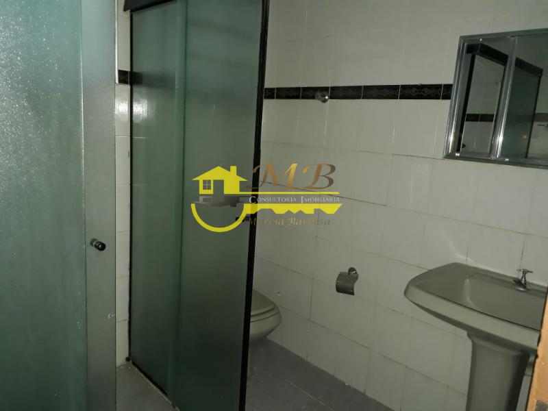 Casa à venda com 3 quartos, 200m² - Foto 10