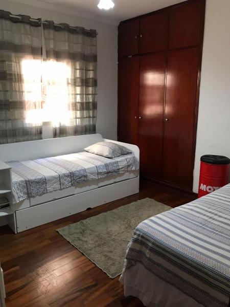 Casa à venda com 3 quartos, 250m² - Foto 27