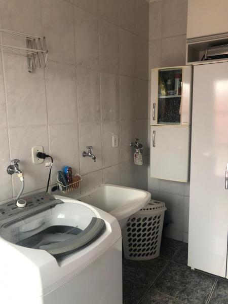 Casa à venda com 3 quartos, 360m² - Foto 13