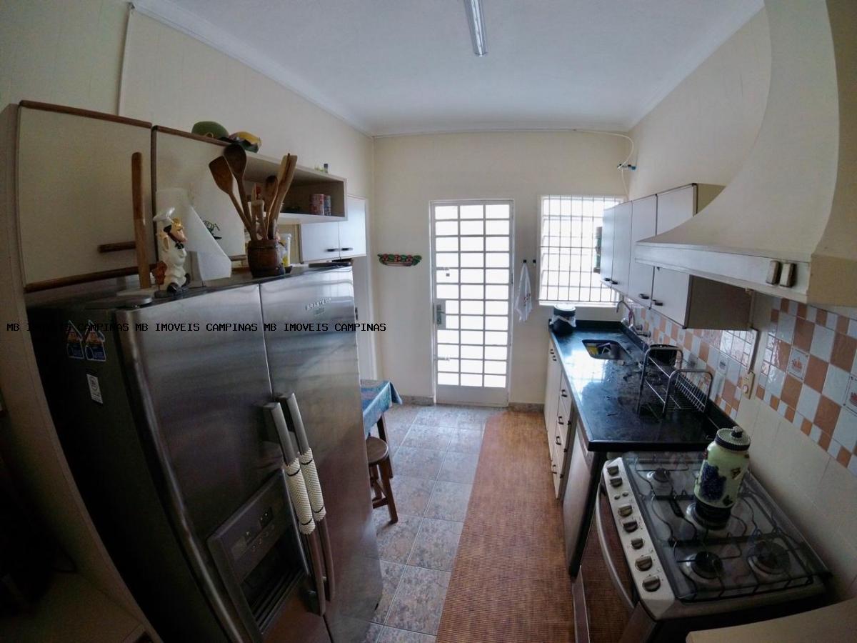 Casa à venda com 3 quartos, 400m² - Foto 14