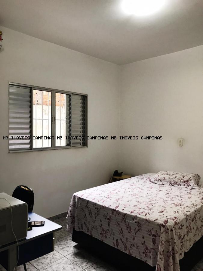 Casa à venda com 3 quartos, 300m² - Foto 17