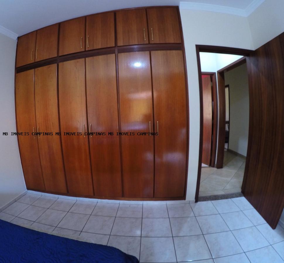 Casa à venda com 3 quartos, 360m² - Foto 8