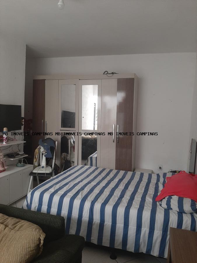 Casa à venda com 3 quartos, 176m² - Foto 2