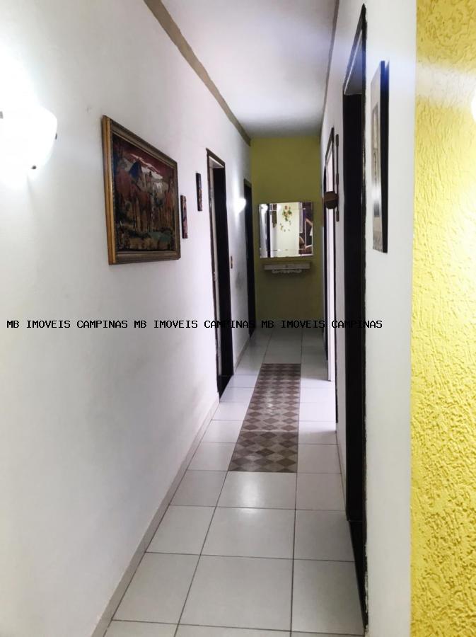 Casa à venda com 3 quartos, 300m² - Foto 5