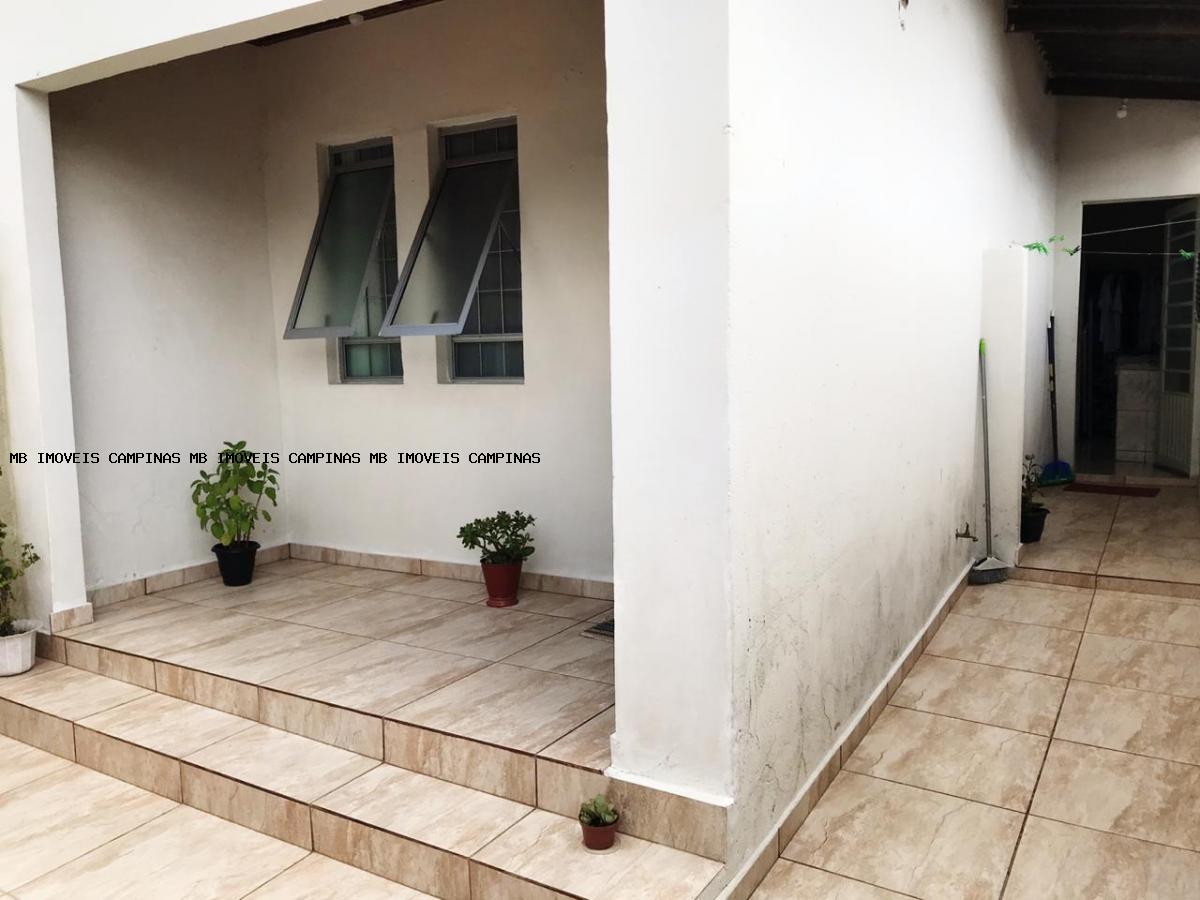 Casa à venda com 5 quartos, 300m² - Foto 2