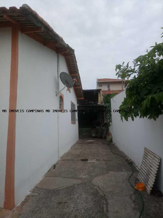 Casa à venda com 4 quartos, 282m² - Foto 2