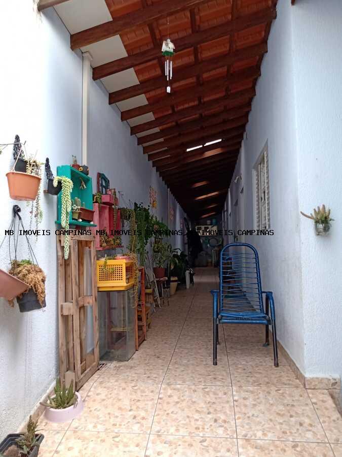 Casa à venda com 2 quartos, 125m² - Foto 2