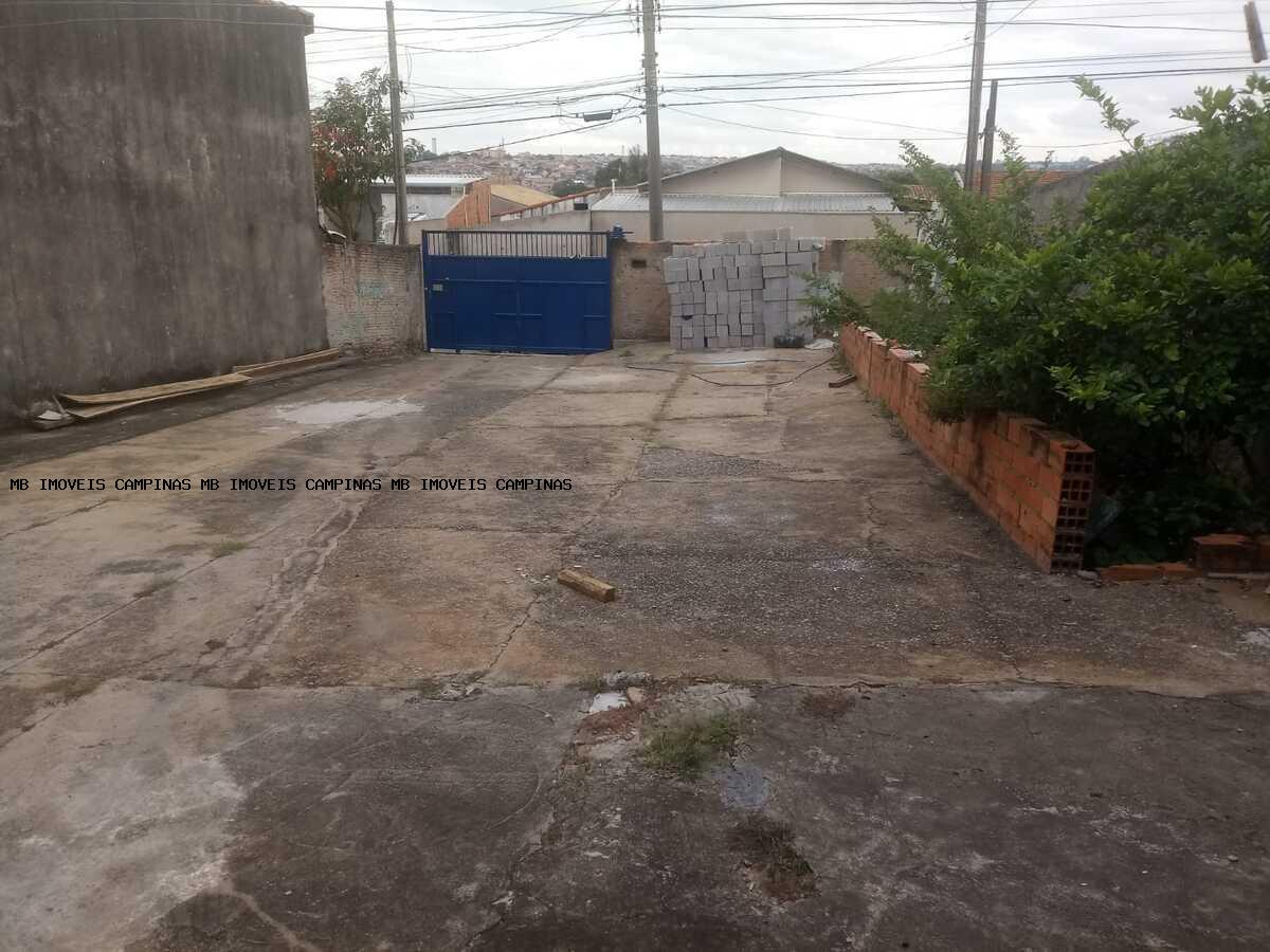 Casa à venda com 3 quartos, 300m² - Foto 3