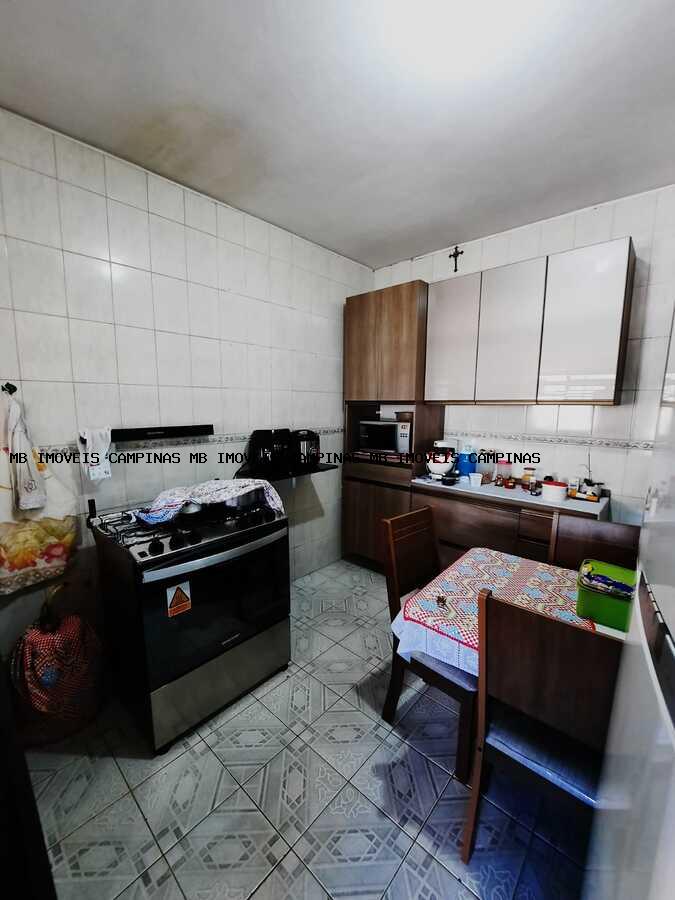 Casa à venda com 3 quartos, 250m² - Foto 13