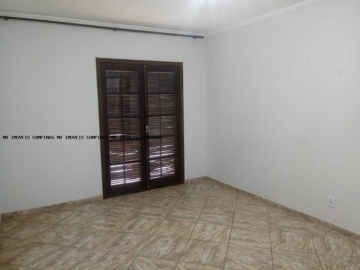 Casa à venda com 3 quartos, 126m² - Foto 11