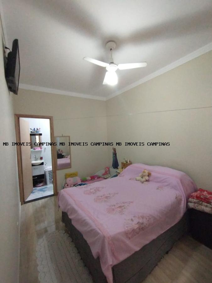 Casa à venda com 3 quartos, 200m² - Foto 13