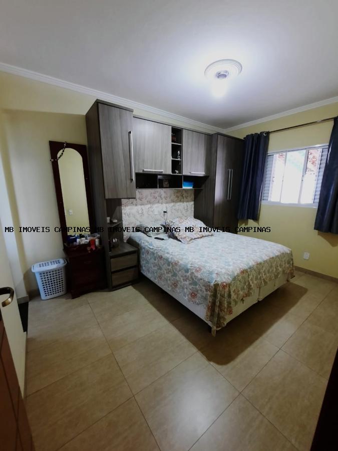 Casa à venda com 3 quartos, 240m² - Foto 19