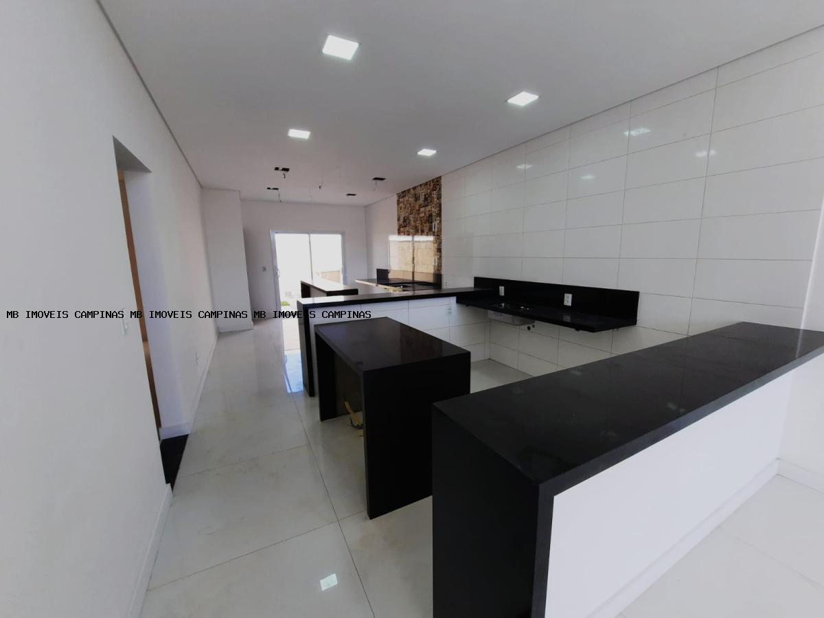 Casa de Condomínio à venda com 3 quartos, 250m² - Foto 6