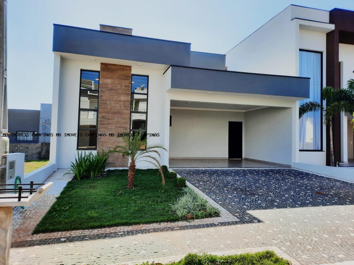 Casa de Condomínio à venda com 3 quartos, 250m² - Foto 1