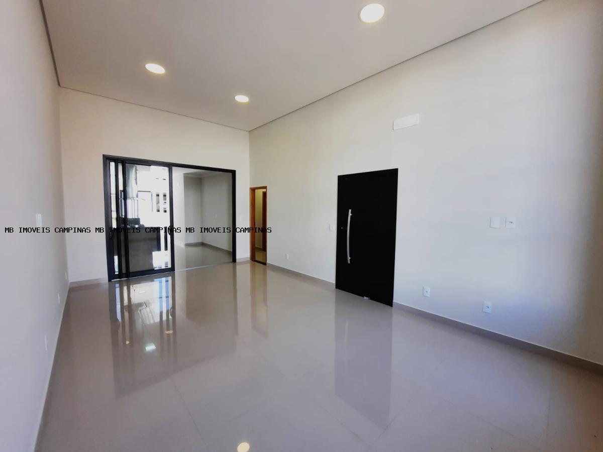 Casa de Condomínio à venda com 3 quartos, 250m² - Foto 5