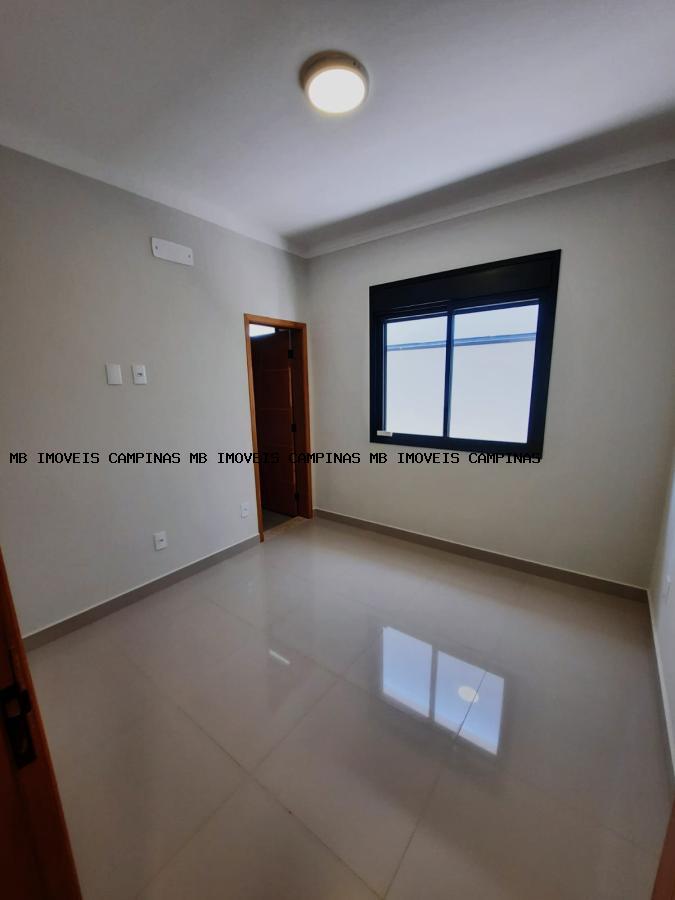 Casa de Condomínio à venda com 3 quartos, 250m² - Foto 16