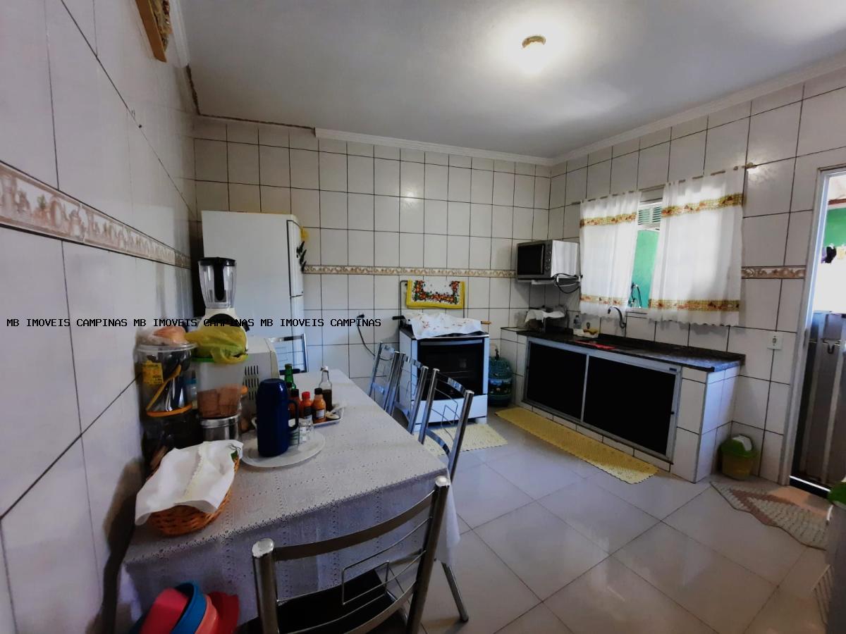 Casa à venda com 4 quartos, 300m² - Foto 12