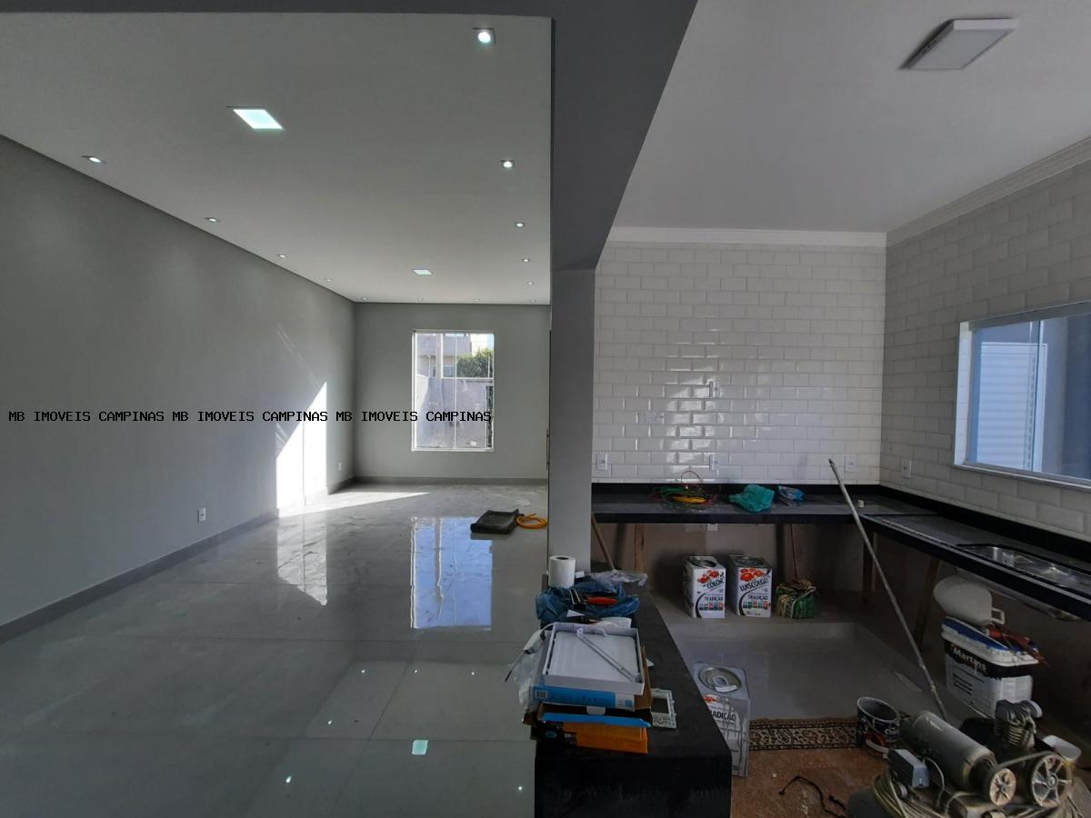 Casa à venda com 3 quartos, 200m² - Foto 5