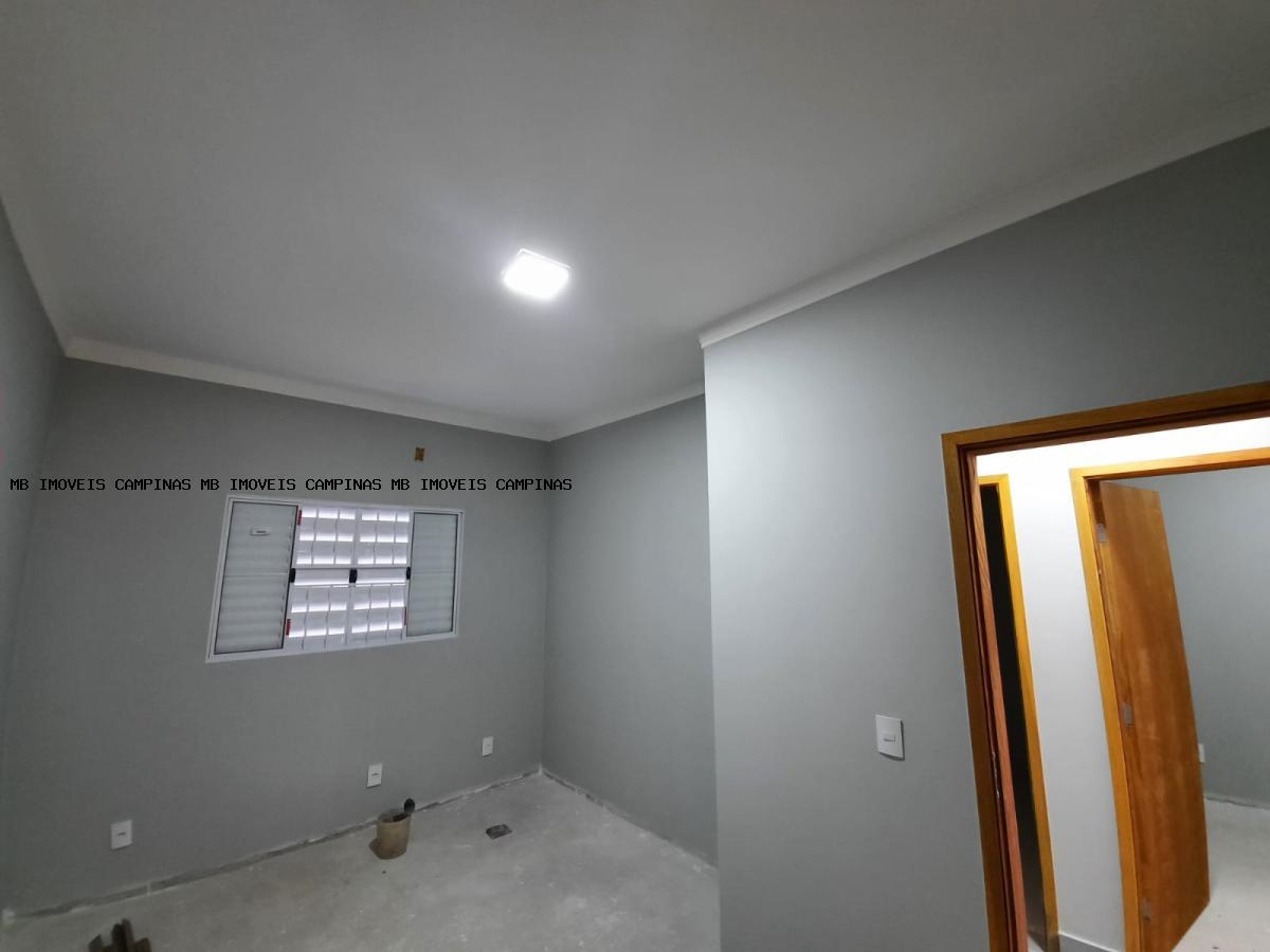 Casa à venda com 3 quartos, 200m² - Foto 15