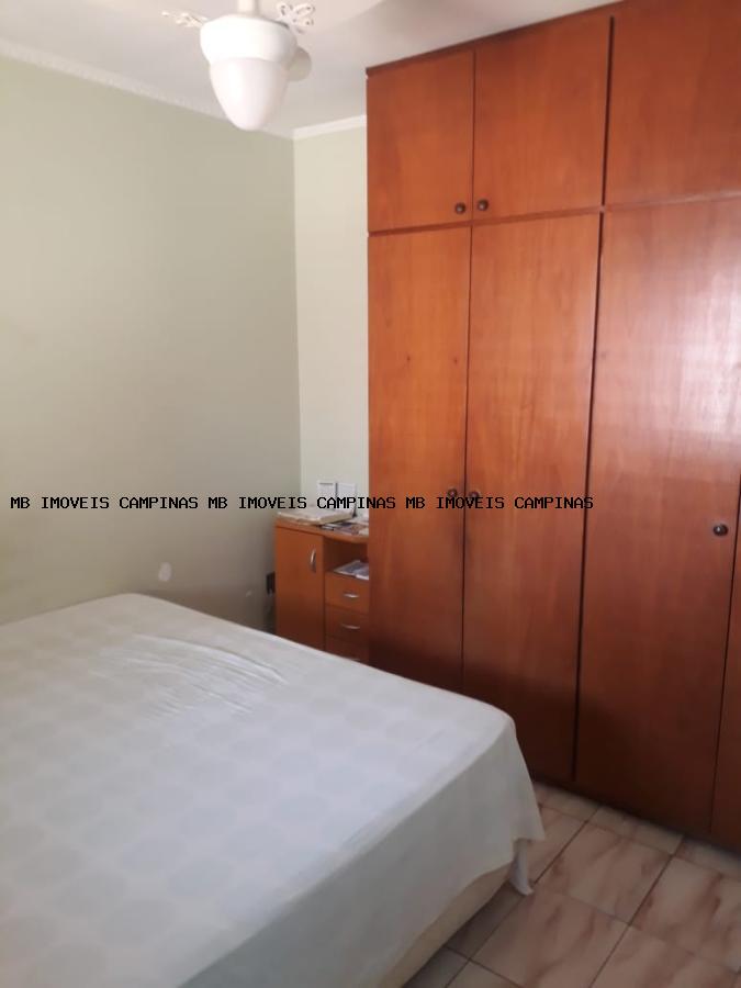 Casa à venda com 4 quartos, 250m² - Foto 5