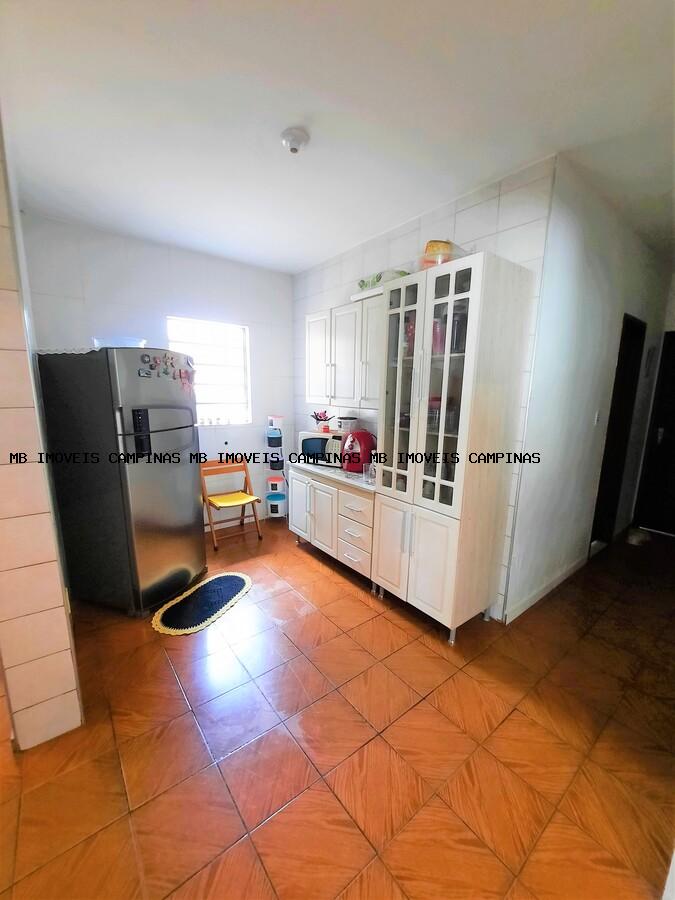 Casa à venda com 4 quartos, 250m² - Foto 7