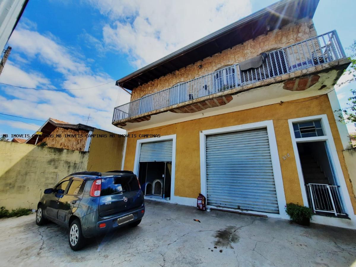 Sobrado à venda com 3 quartos, 250m² - Foto 1