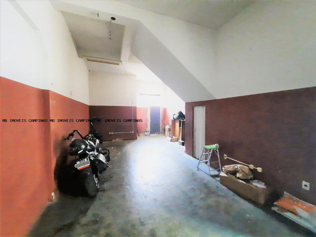 Sobrado à venda com 3 quartos, 250m² - Foto 11