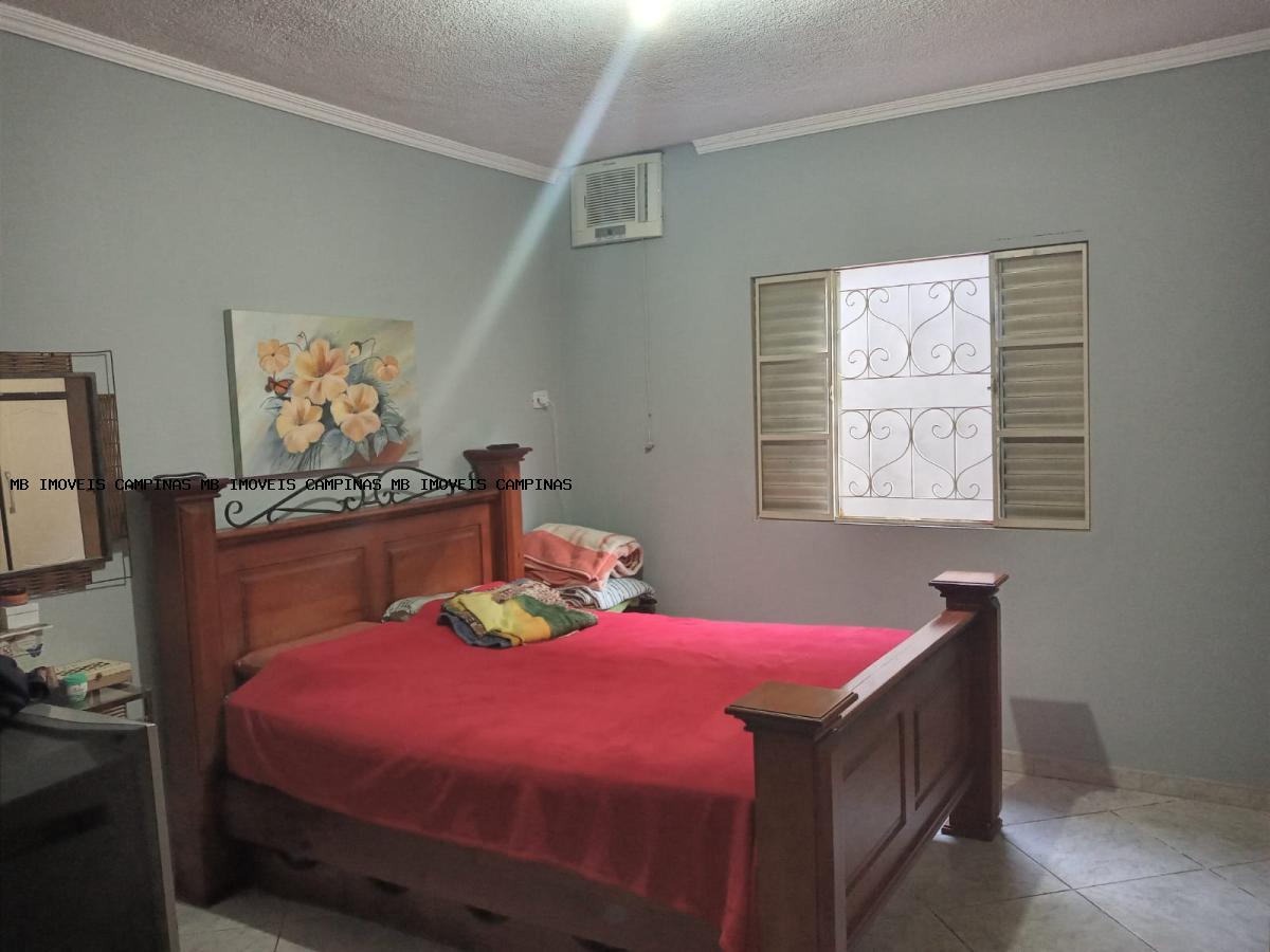 Casa à venda com 3 quartos, 360m² - Foto 10