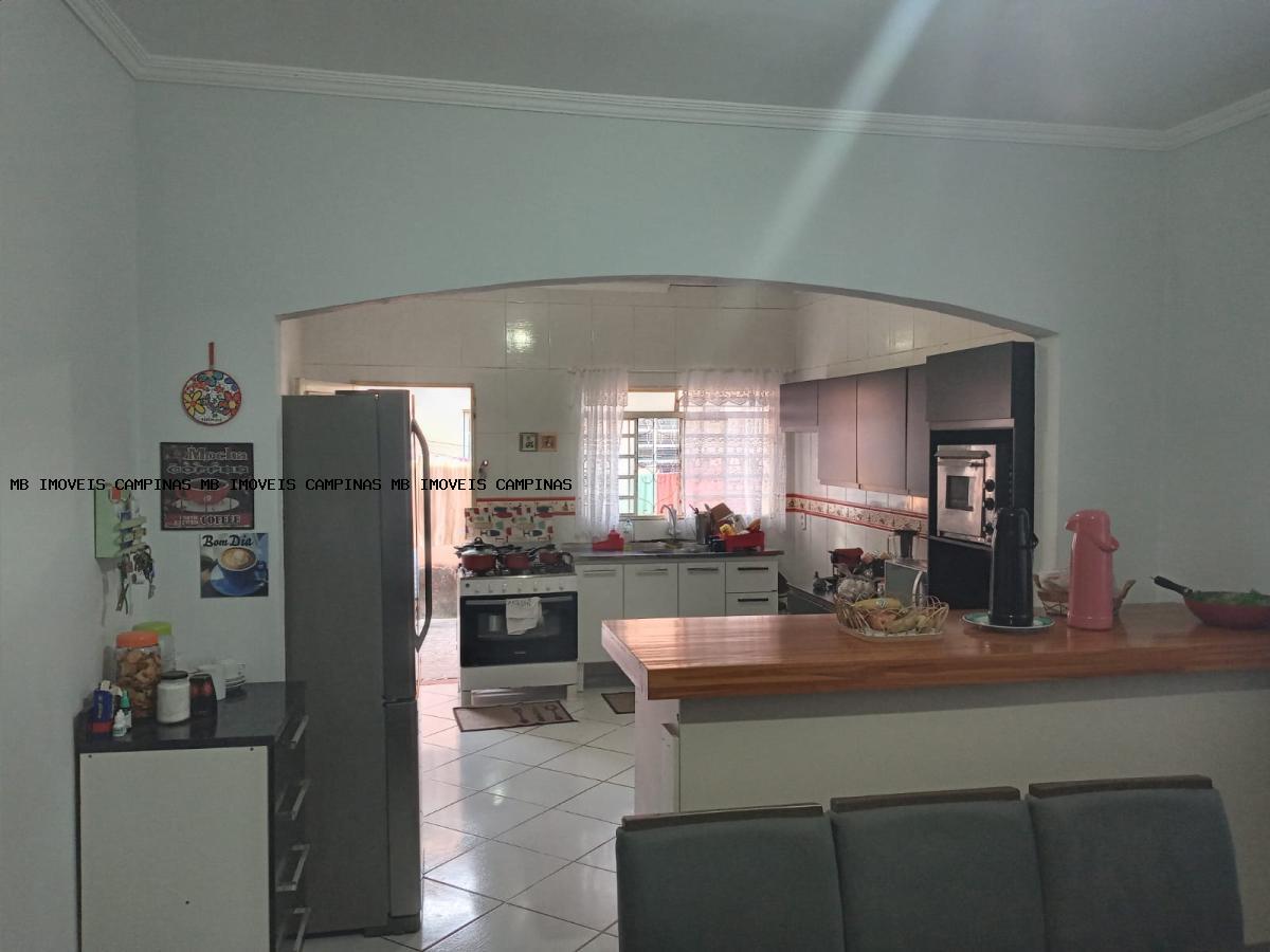 Casa à venda com 3 quartos, 360m² - Foto 11