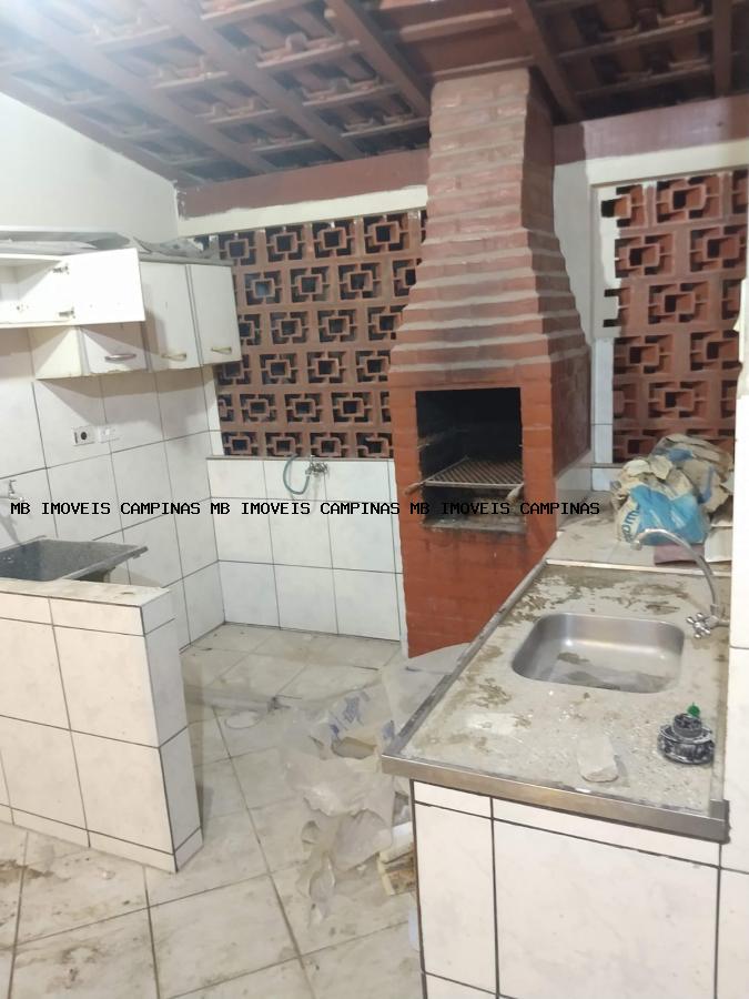 Casa à venda com 4 quartos, 260m² - Foto 16