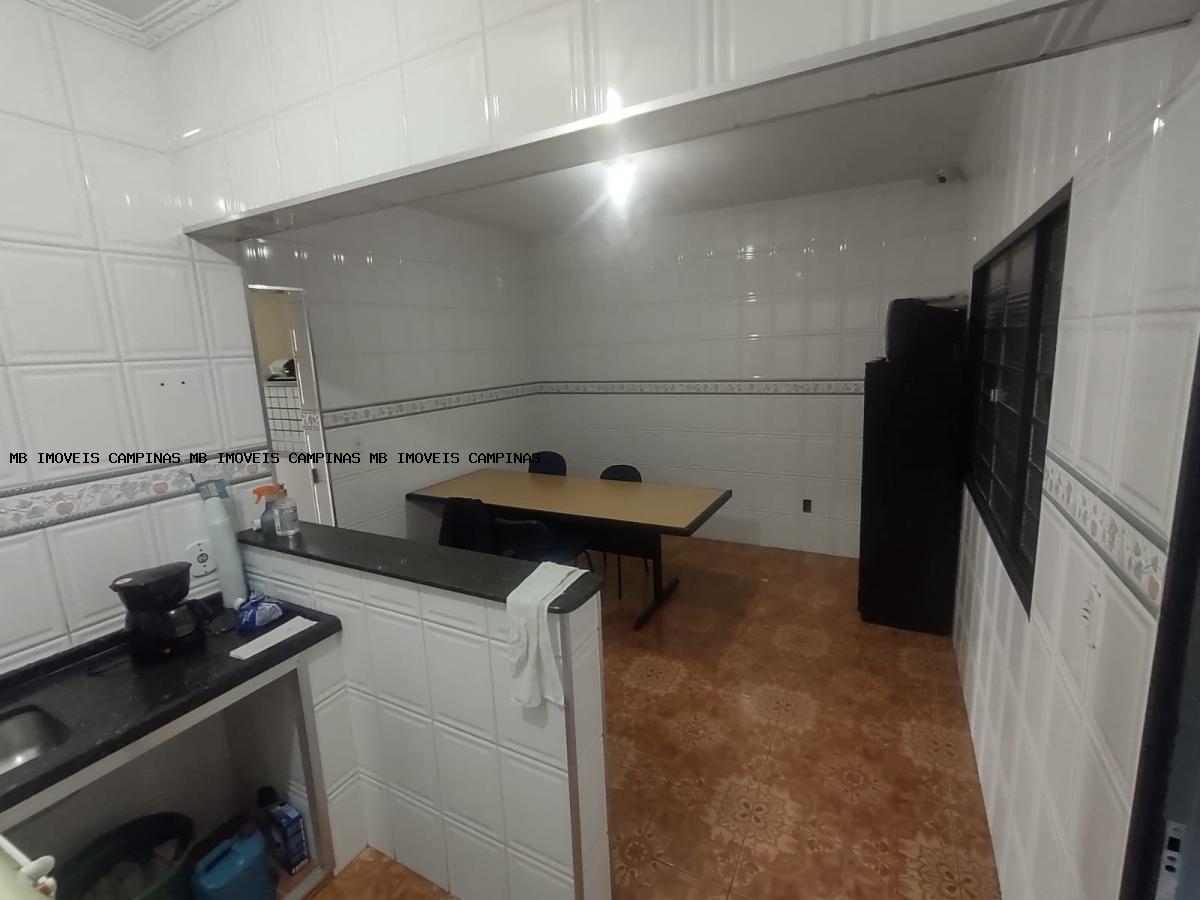 Casa à venda com 2 quartos, 300m² - Foto 17