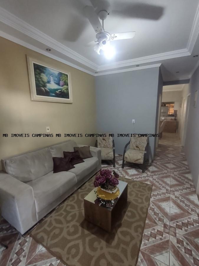 Casa à venda com 3 quartos, 360m² - Foto 4