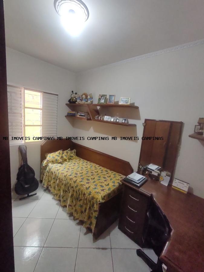 Casa à venda com 3 quartos, 300m² - Foto 5