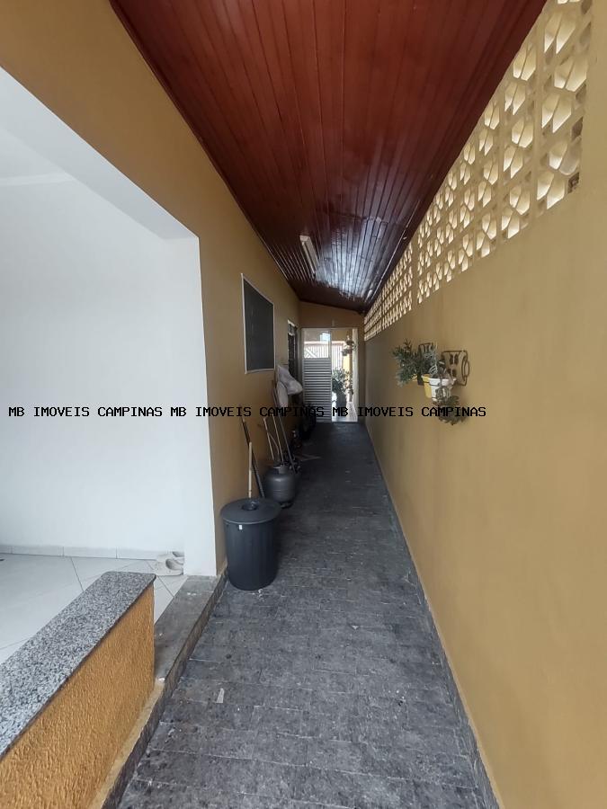 Casa à venda com 3 quartos, 300m² - Foto 23