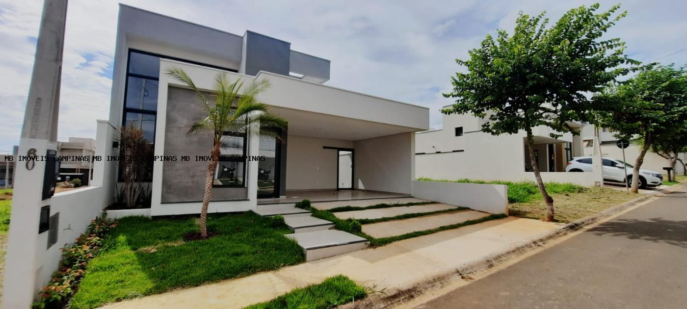 Casa de Condomínio à venda com 3 quartos, 250m² - Foto 2