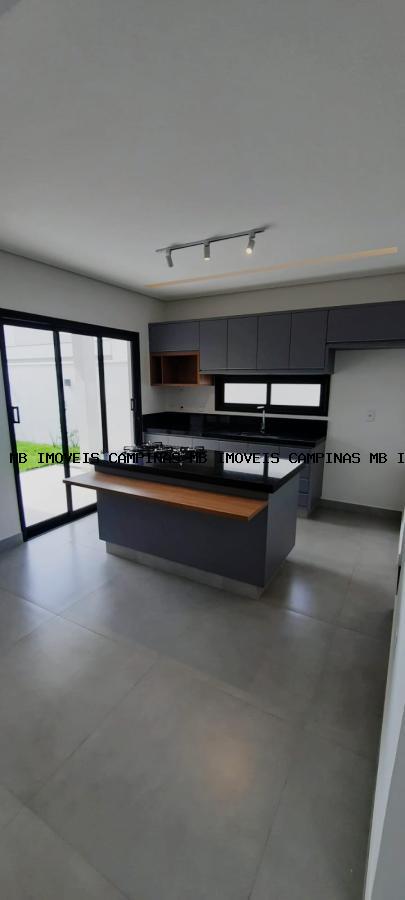 Casa de Condomínio à venda com 3 quartos, 250m² - Foto 5